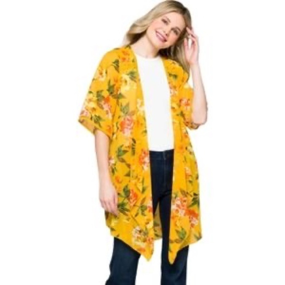 534- Emory Park NWT Yellow Floral Sheer Short Sleeve Kimono/Cover up Size Medium